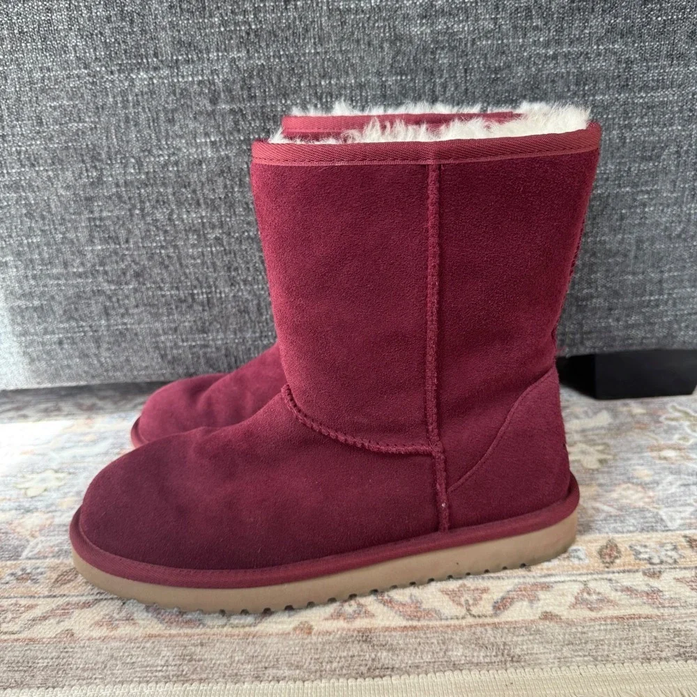 Koolaburra by UGG Victoria Short Burgundy Suede Fur Boots 1017090 Womens 8
